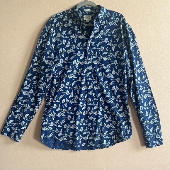 JCrew Secret Wash cotton blue shirt in floral print in LT - Picture 1 of 9